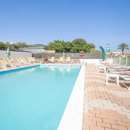 Babyaccommodation Family Garden Ii Apartmán Pietra Ligure