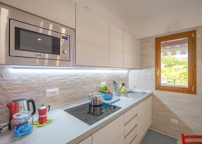 Babyaccommodation Family Garden Ii * Pietra Ligure