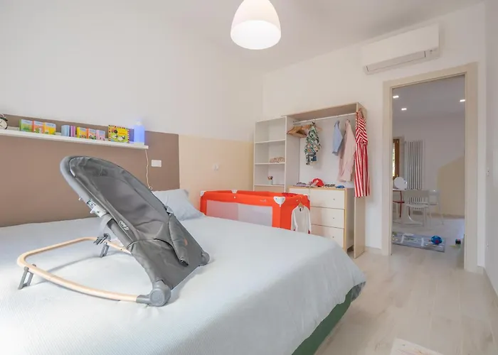 Babyaccommodation Family Garden Ii Lejlighed Pietra Ligure
