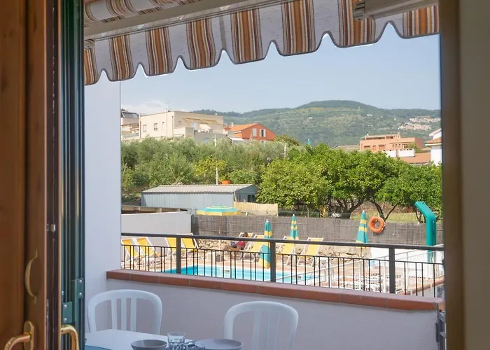 Babyaccommodation Family Garden Ii Lejlighed Pietra Ligure