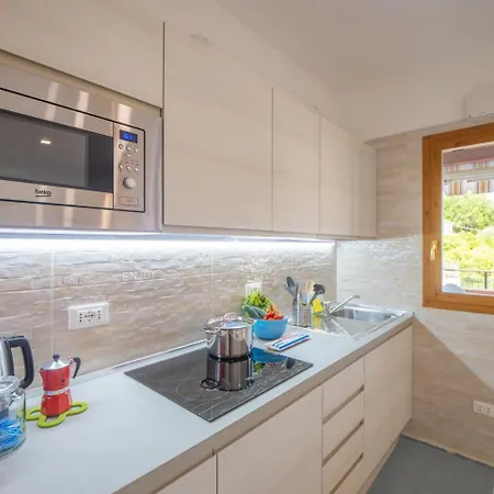 Babyaccommodation Family Garden Ii * Pietra Ligure