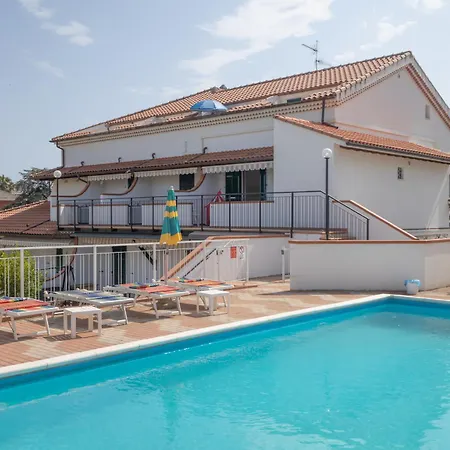 Babyaccommodation Family Garden Ii Pietra Ligure